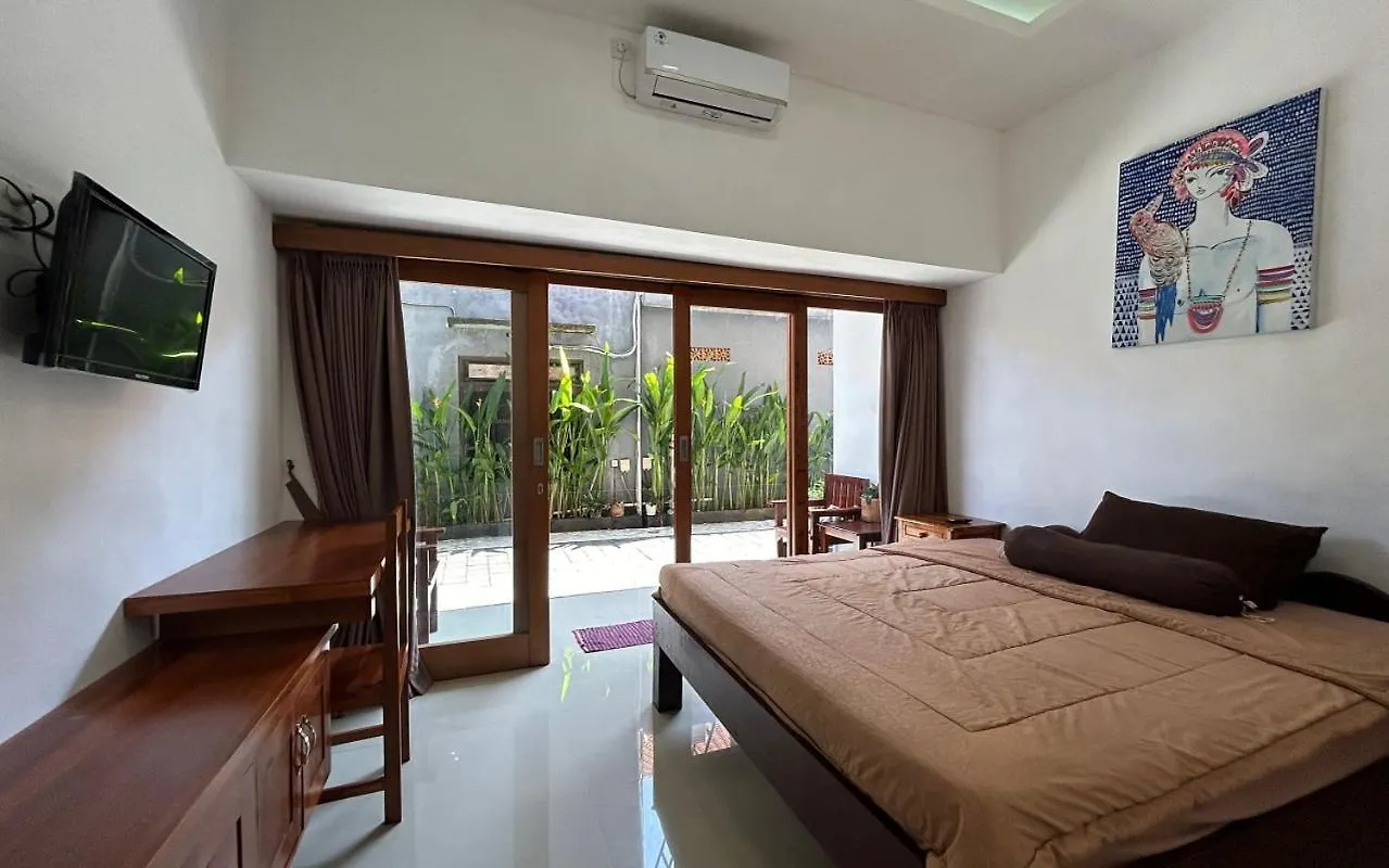 Kamar Kodel1 Apartment Seminyak